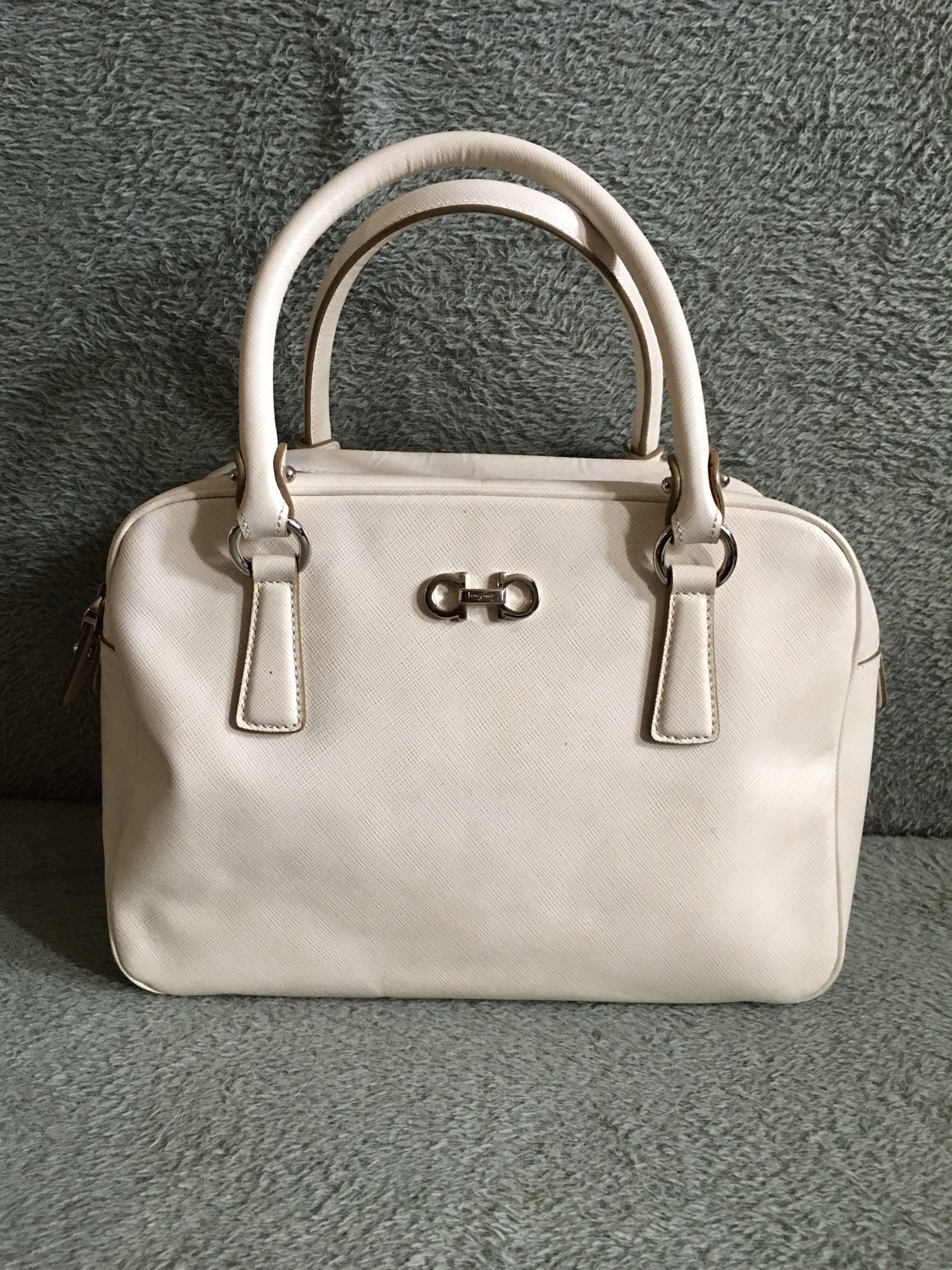 Salvatore Ferragamo Salvatore Ferragamo Cream Saffiano Leather Satchel Bag Size ONE SIZE - 1 Thumbnail