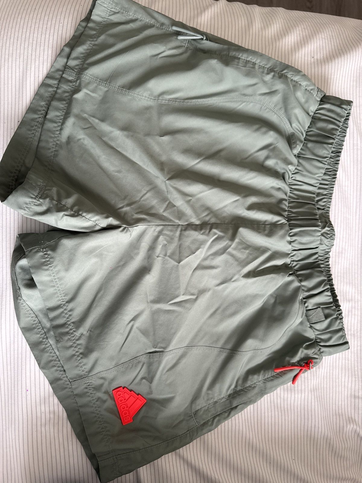 Adidas Adidas parley shorts Size 24" / US 00 / IT 34 - 1 Thumbnail