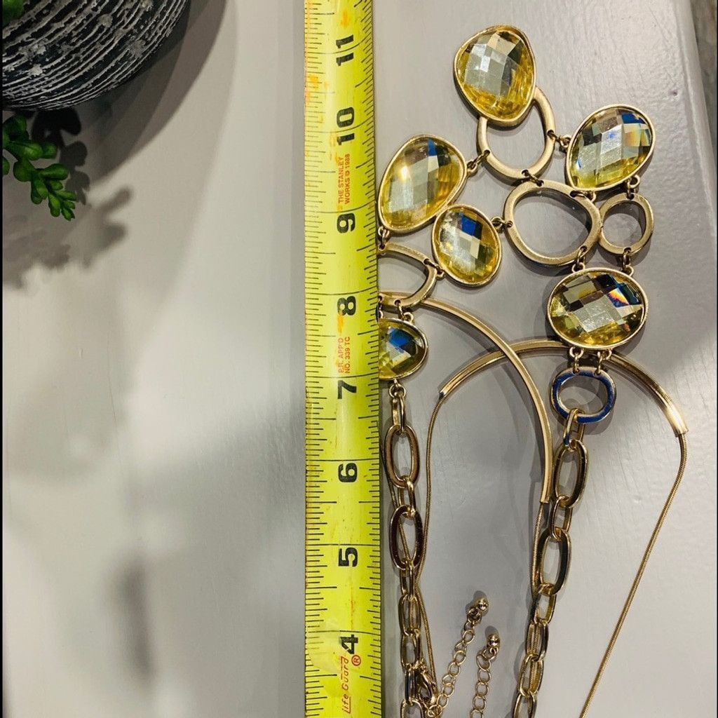 Other Beautiful 3 layers Necklaces in gold and crystals Size ONE SIZE - 4 Thumbnail