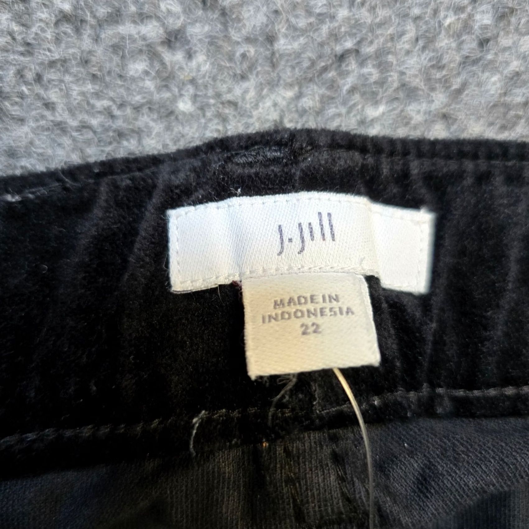 J. Jill VINTAGE J. Jill Pants Womens 22 Black Velvet Velour Straight Career Casual Capstone? Size 27" / US 4 / IT 40 - 4 Thumbnail