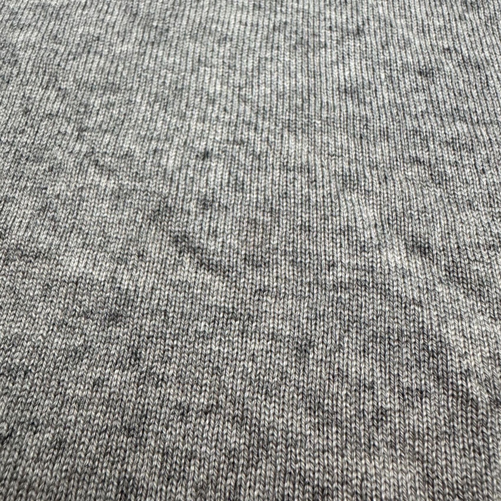 Vintage VINTAGE Banana Republic Cashmere Silk V-neck Pullover Sweater Mens XL Gray Knit Size US XL / EU 56 / 4 - 5 Thumbnail