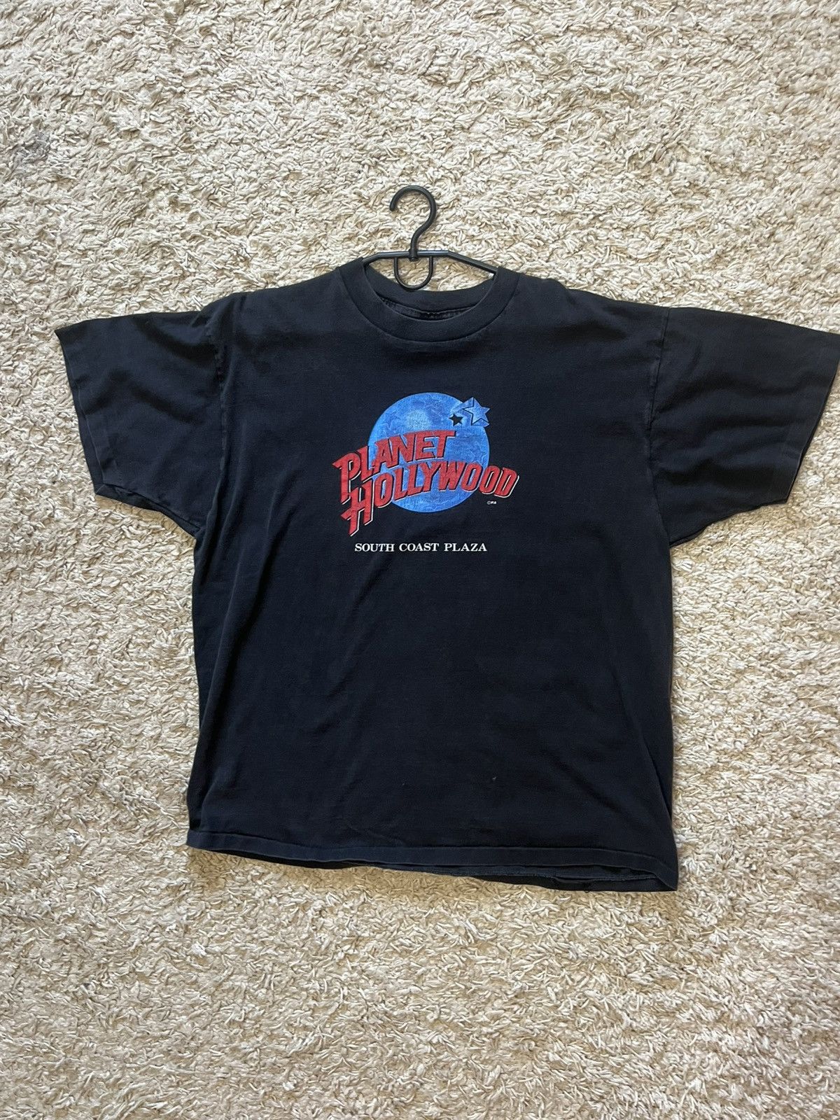 Planet Hollywood Vintage Made in USA Planet Hollywood South Coast Plaza tee Size US XL / EU 56 / 4 - 1 Thumbnail