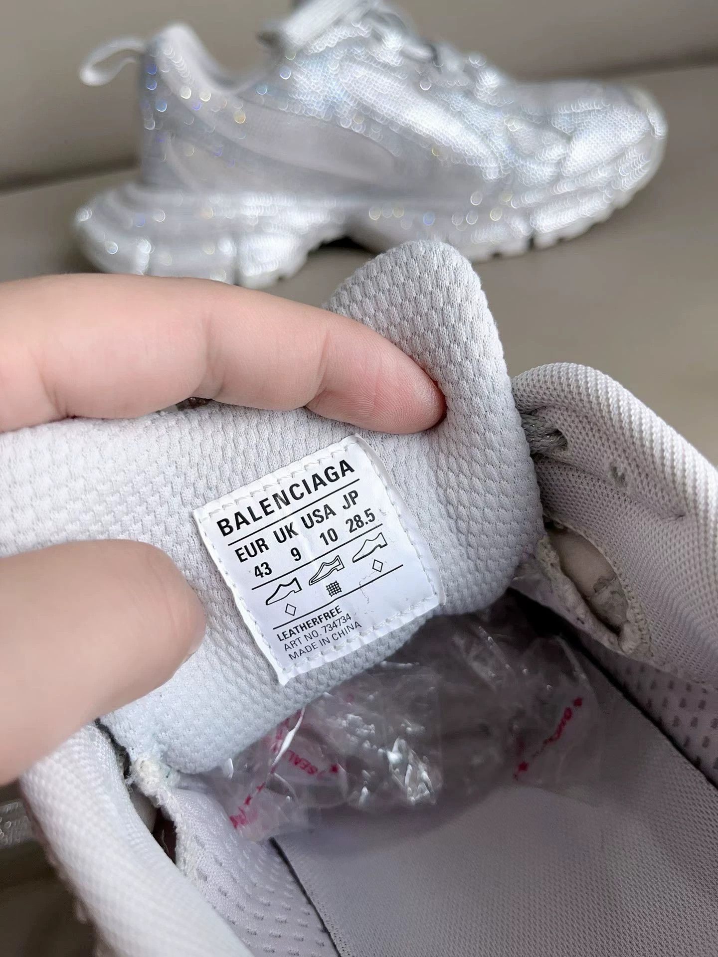Balenciaga Balenciaga 3XL Full Diamond Men's Size 43 Size US 10 / EU 43 - 8 Thumbnail