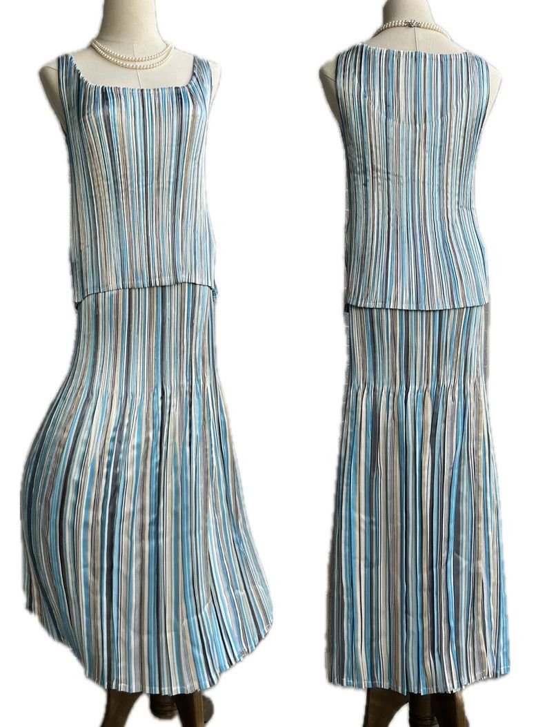 Issey Miyake Issey Miyake size:3 Soft satin pleated suit dress Size 31" - 1 Thumbnail