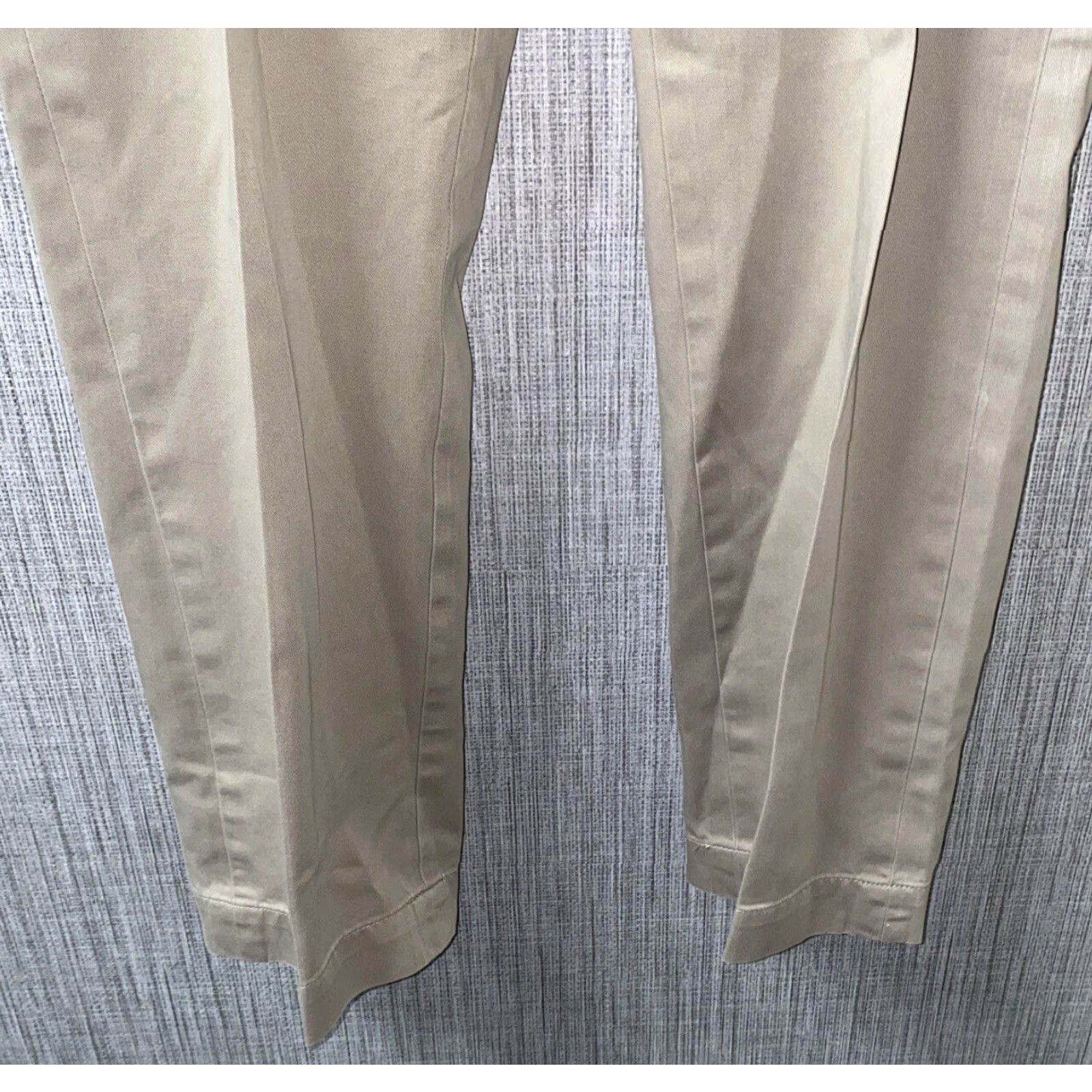 Polo Ralph Lauren Polo Ralph Lauren Mens Beige Preston Pant Casual Pants 38 X 32.5 Regular Cotton Solid Flat Front Beige Mens 38 Casual Pants Size US M / EU 48-50 / 2 - 3 Thumbnail