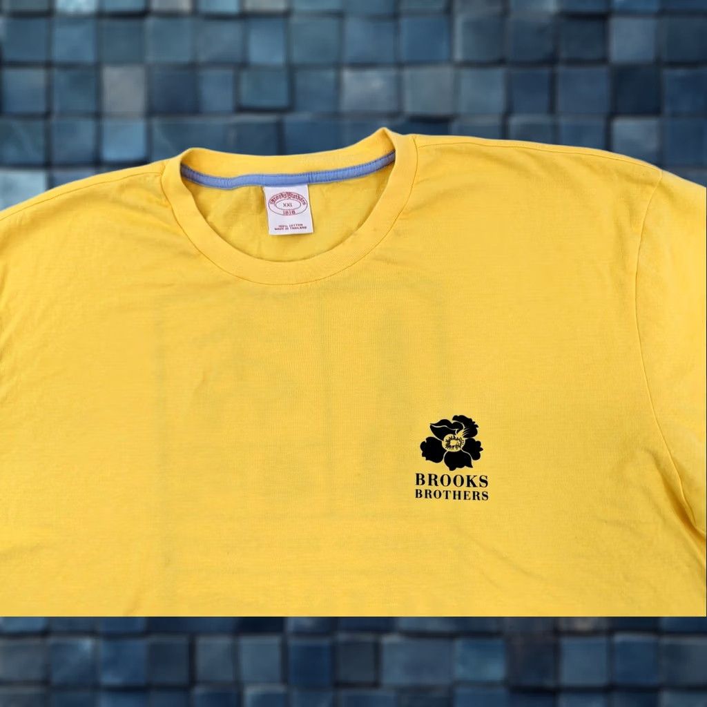 Brooks Brothers Brooks Brothers 1818 T-Shirt Men XL Yellow Floral Cotton Crew Neck Short Sleeve Logo Pattern Vintage: No Size US XL / EU 56 / 4 - 1 Thumbnail