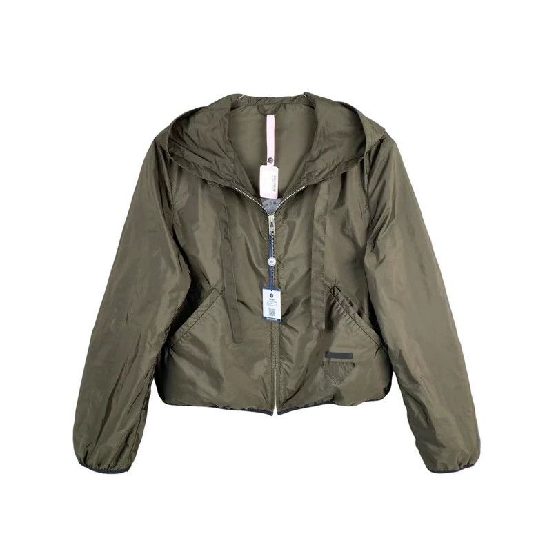 Prada Prada Pocket triangle standard windbreaker jacket Size US XXS / EU 40 - 1 Thumbnail