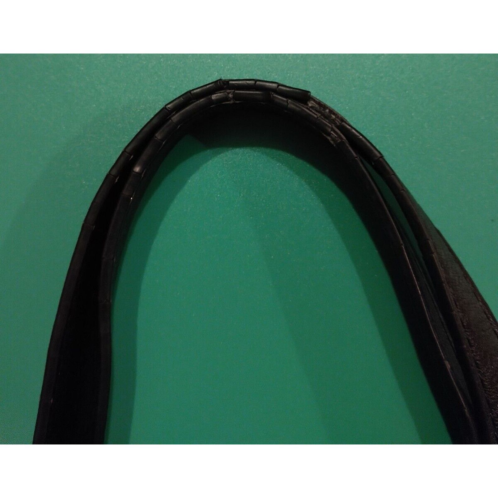 The Unbranded Brand LaDiva DV Black Leather Faux Fur Handbag Large 18" x 12" Size ONE SIZE - 4 Thumbnail