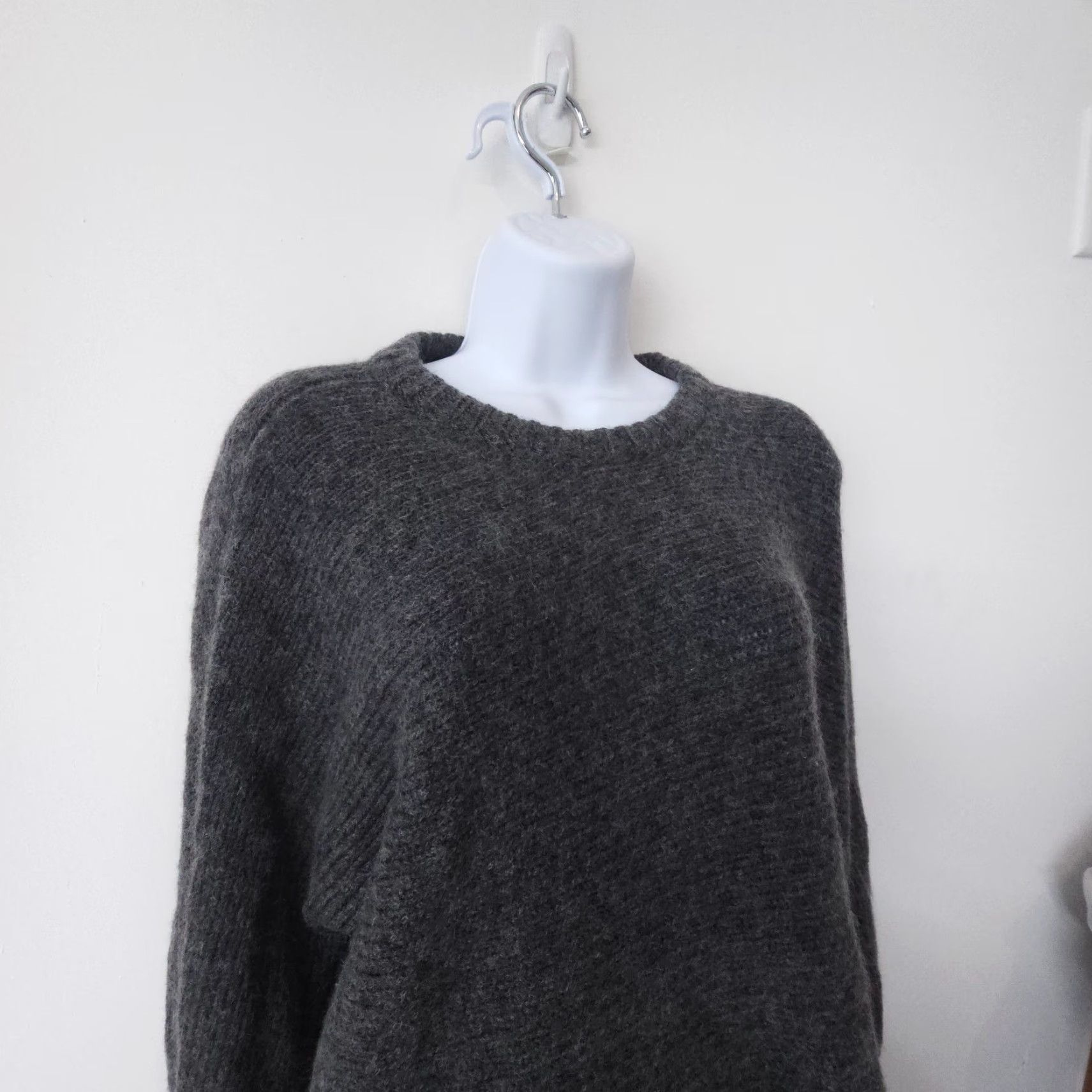 Eileen Fisher VINTAGE Eileen Fisher Asymmetric Hem Wool Mohair Sweater Size Small Gray Pullover Knit Size S / US 4 / IT 40 - 5 Thumbnail