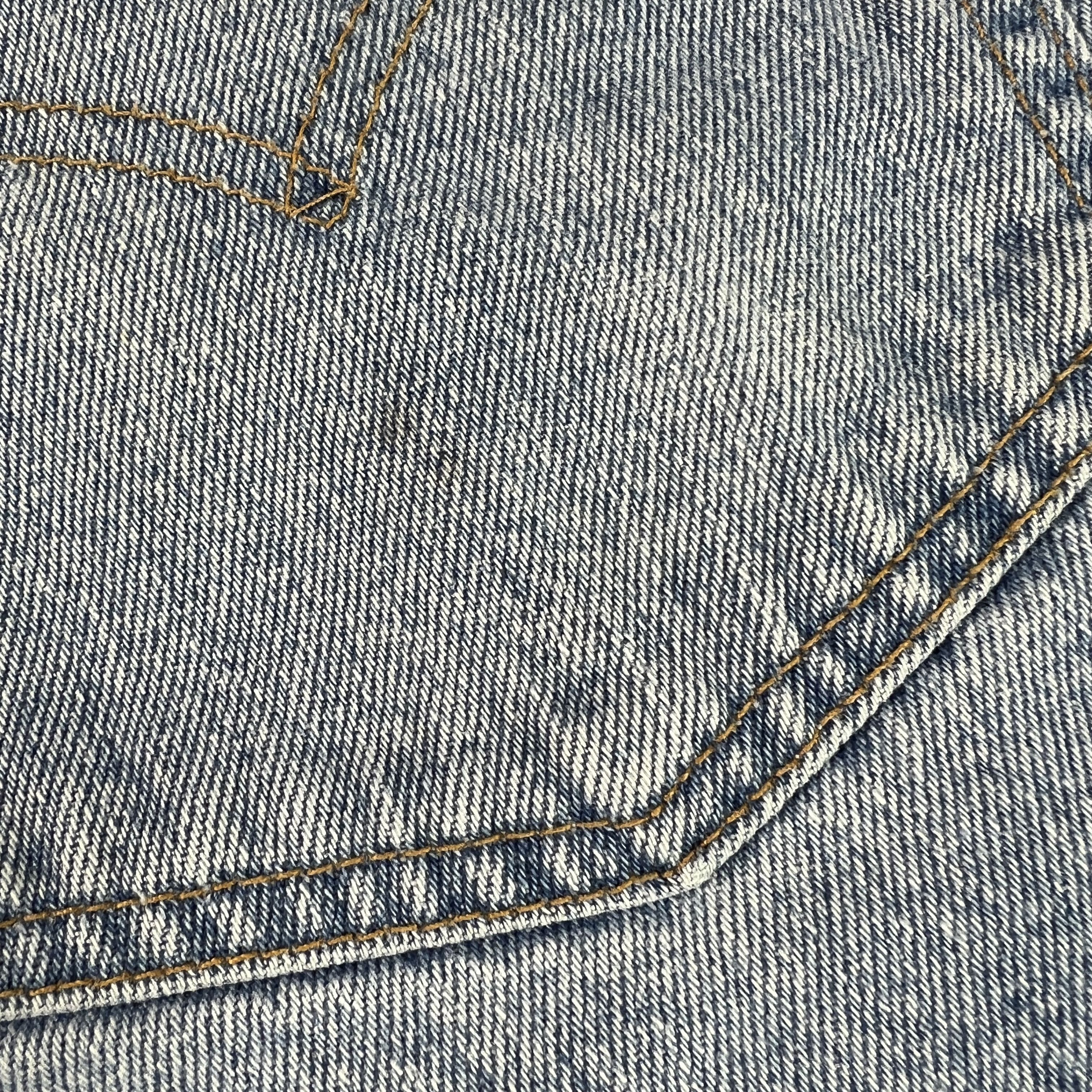 Levi's Y2K Levi's Jeans Short 560 Loose Blue Cut Off Denim Jorts Size US 35 - 4 Thumbnail