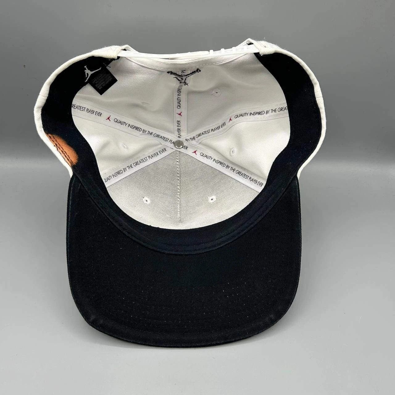 Jordan Brand Air Jordan Hat Men Embroidered Logo Jumpman Snap Back Cap Size ONE SIZE - 2 Thumbnail