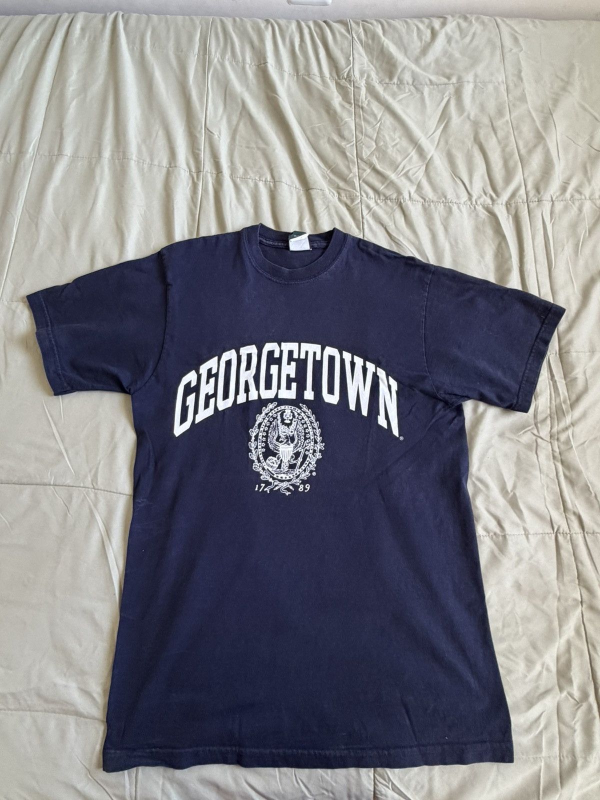 Vintage Vintage Georgetown T-shirt Size US M / EU 48-50 / 2 - 1 Thumbnail