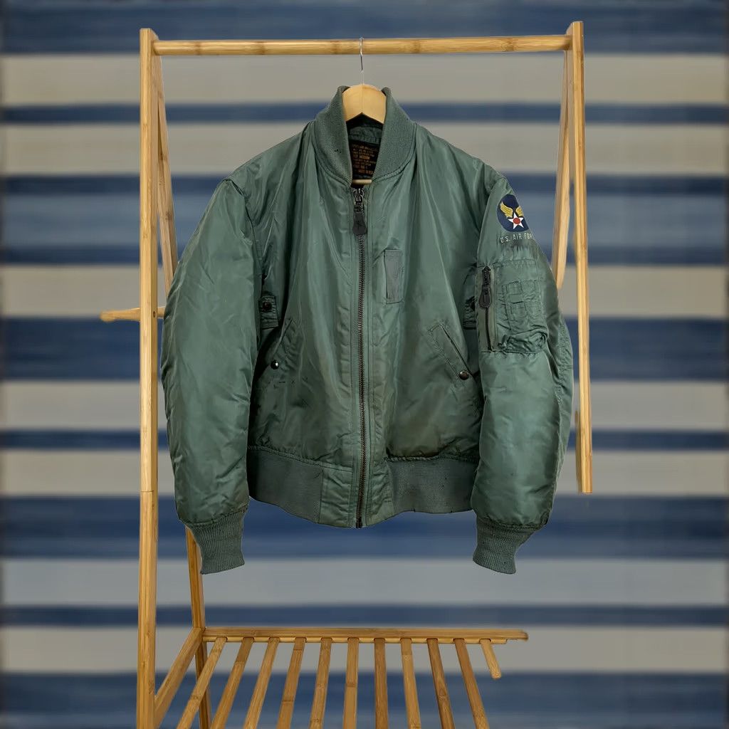 Vintage VINTAGE MA-1 USAF Stencil Military Flight Bomber Jacket Weintraub M Green Mens Size US M / EU 48-50 / 2 - 1 Thumbnail