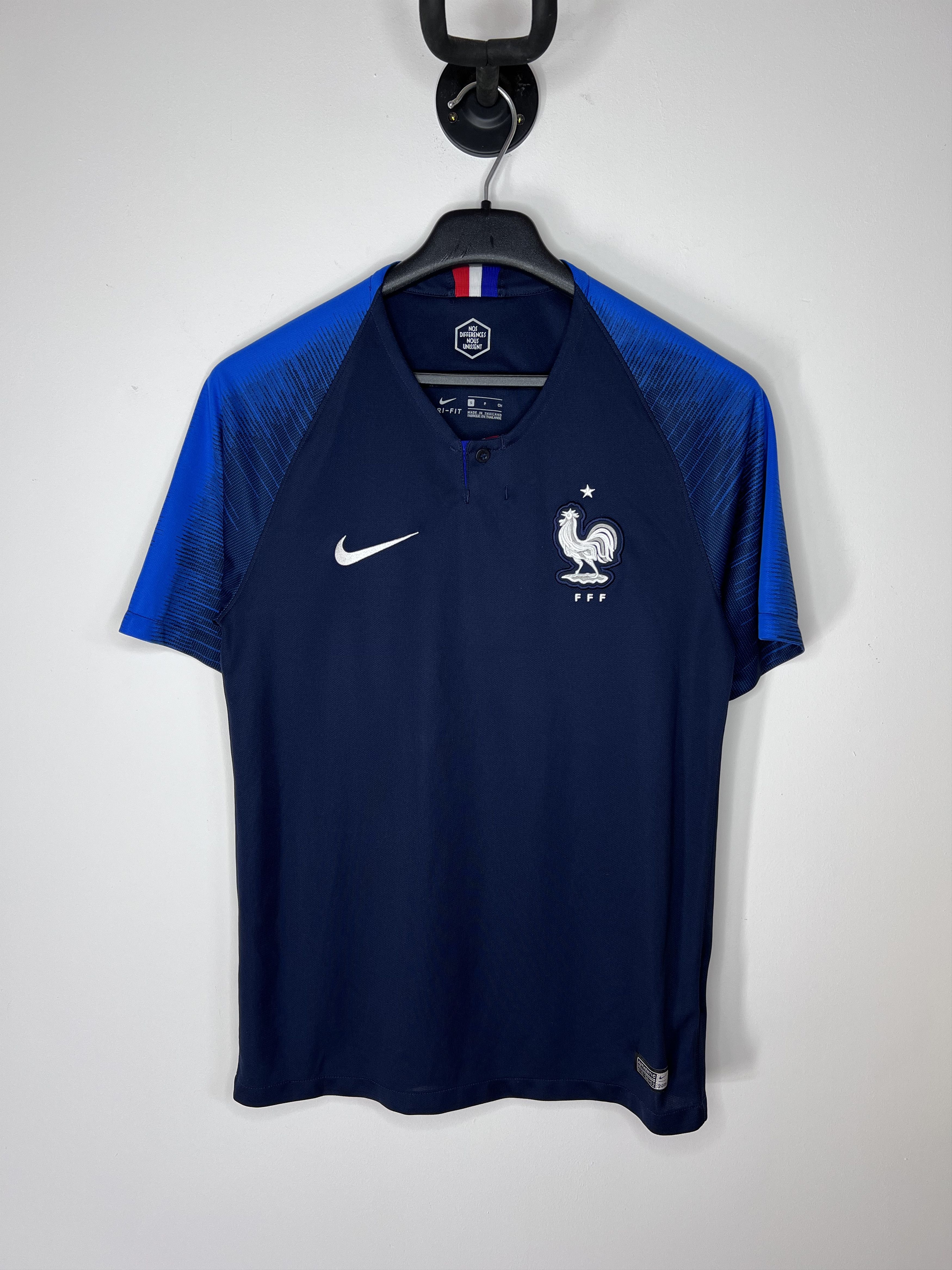 Nike FRANCE TEAM 2016 2017 HOME FOOTBALL SHIRT SOCCER JERSEY Size US S / EU 44-46 / 1 - 1 Thumbnail