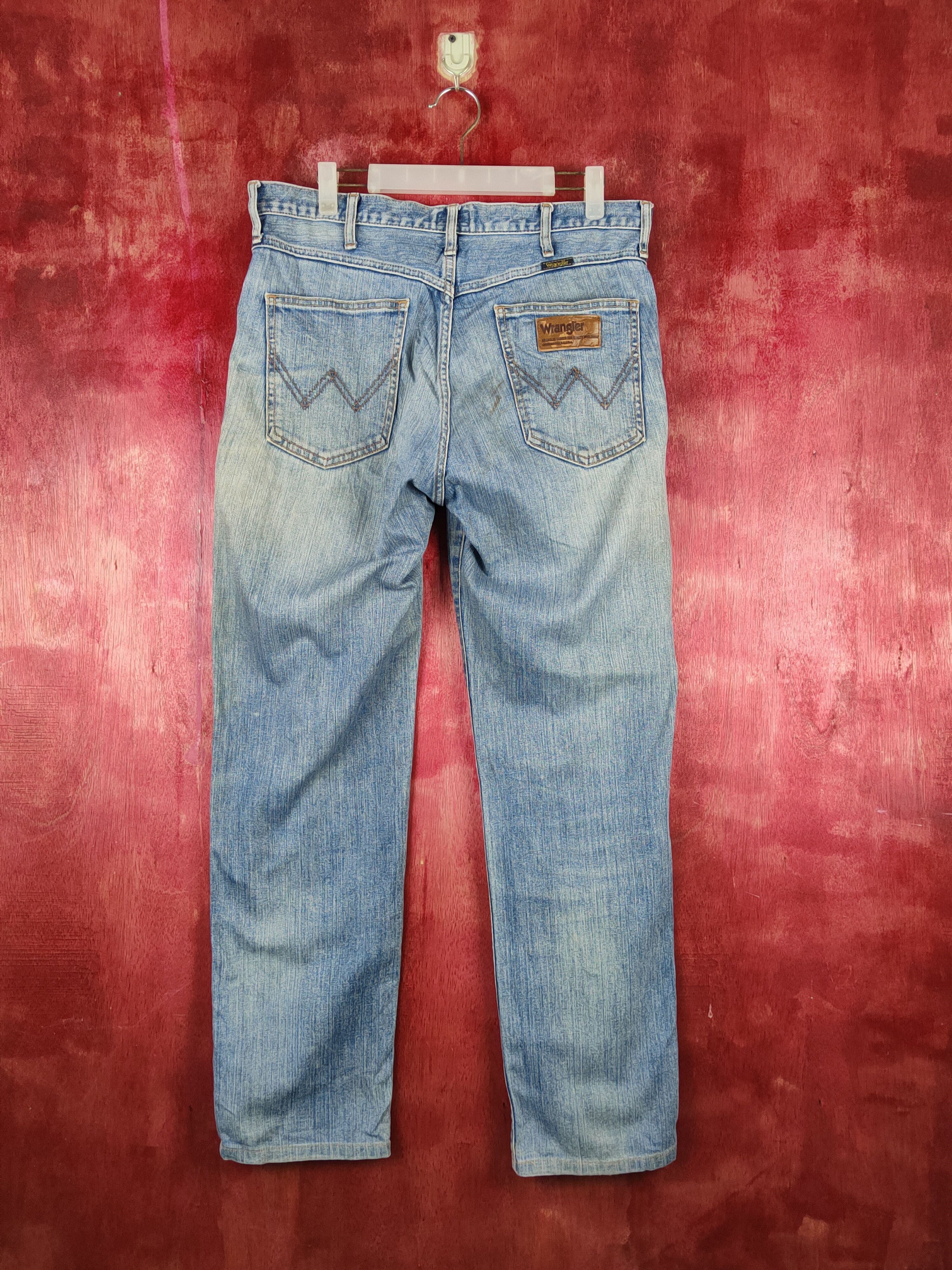 Japanese Brand Wrangler Blue Faded Distressed Ripped Jeans #S2202 Size US 33 - 9 Thumbnail