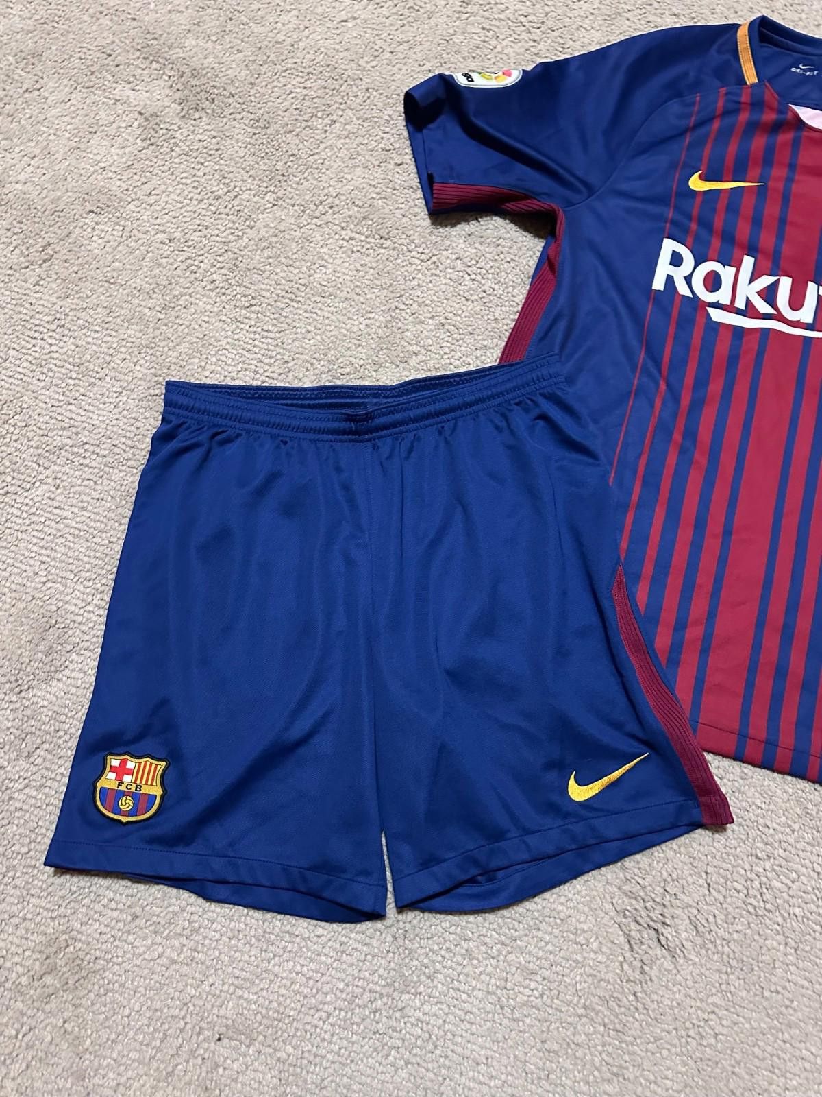 Nike BARCELONA 2017 2018 HOME SHIRT FOOTBALL SOCCER JERSEY NIKE M Size US M / EU 48-50 / 2 - 2 Thumbnail