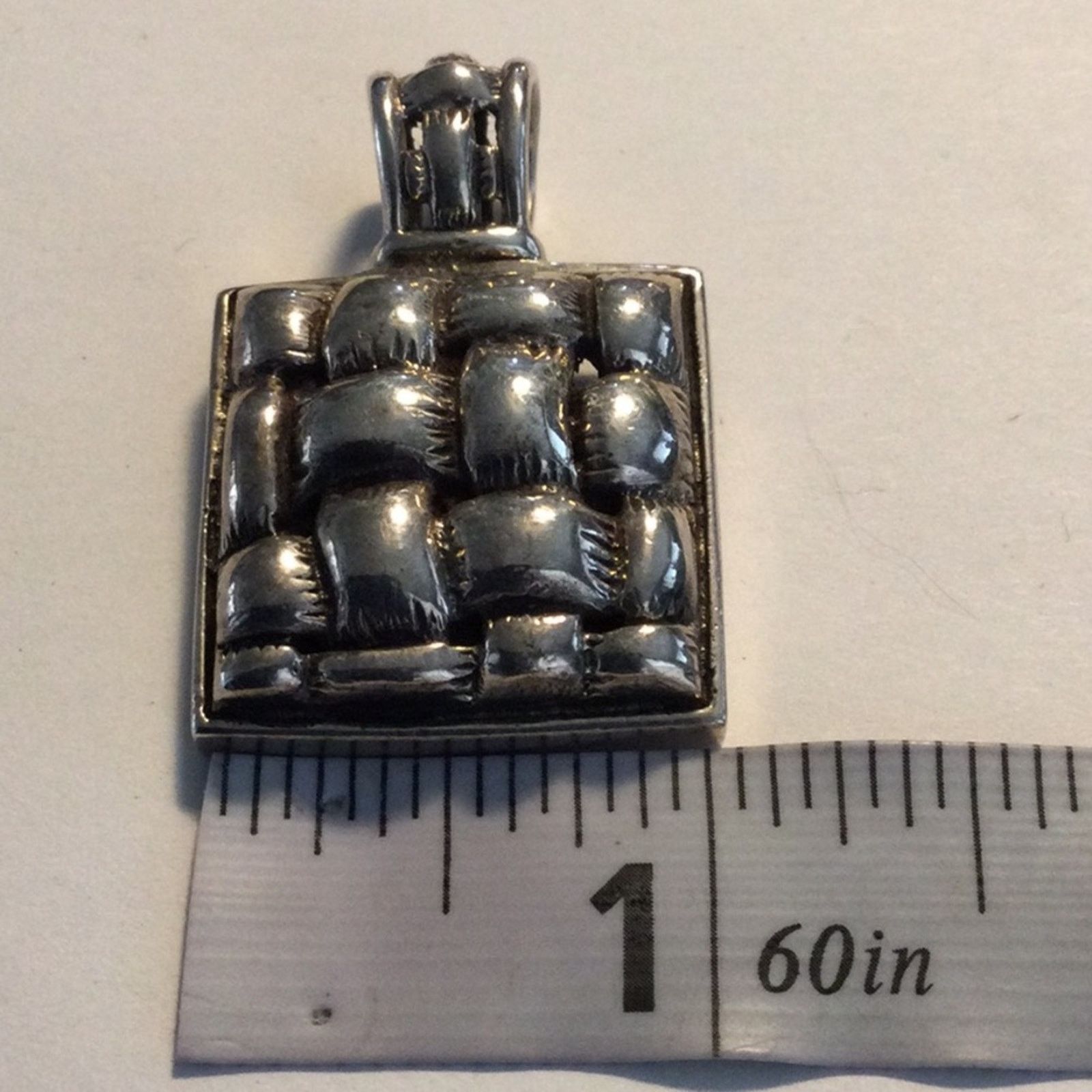 Other Silver Tone Vintage 80's Basket Weave Pendant Size ONE SIZE - 8 Thumbnail