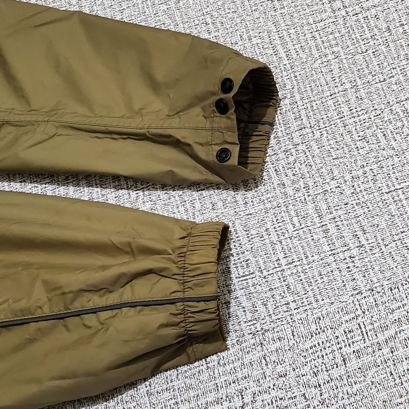 Other SHIMANO NEXUS BRADO Dryshield Fishing Jacket Size US L / EU 52-54 / 3 - 14 Thumbnail