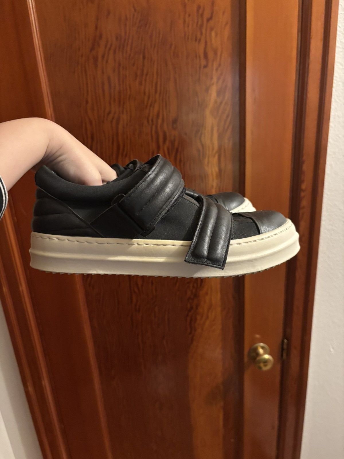 Other Men’s Sneakers Size US 9 / EU 42 - 4 Thumbnail