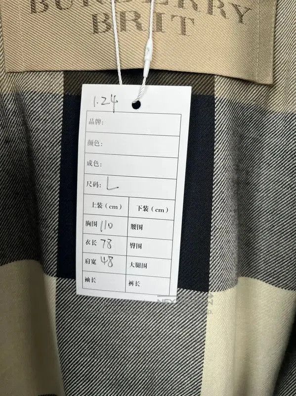 Burberry Burberry Green Wool Long Coat for Women. Size L / US 10 / IT 46 - 8 Thumbnail