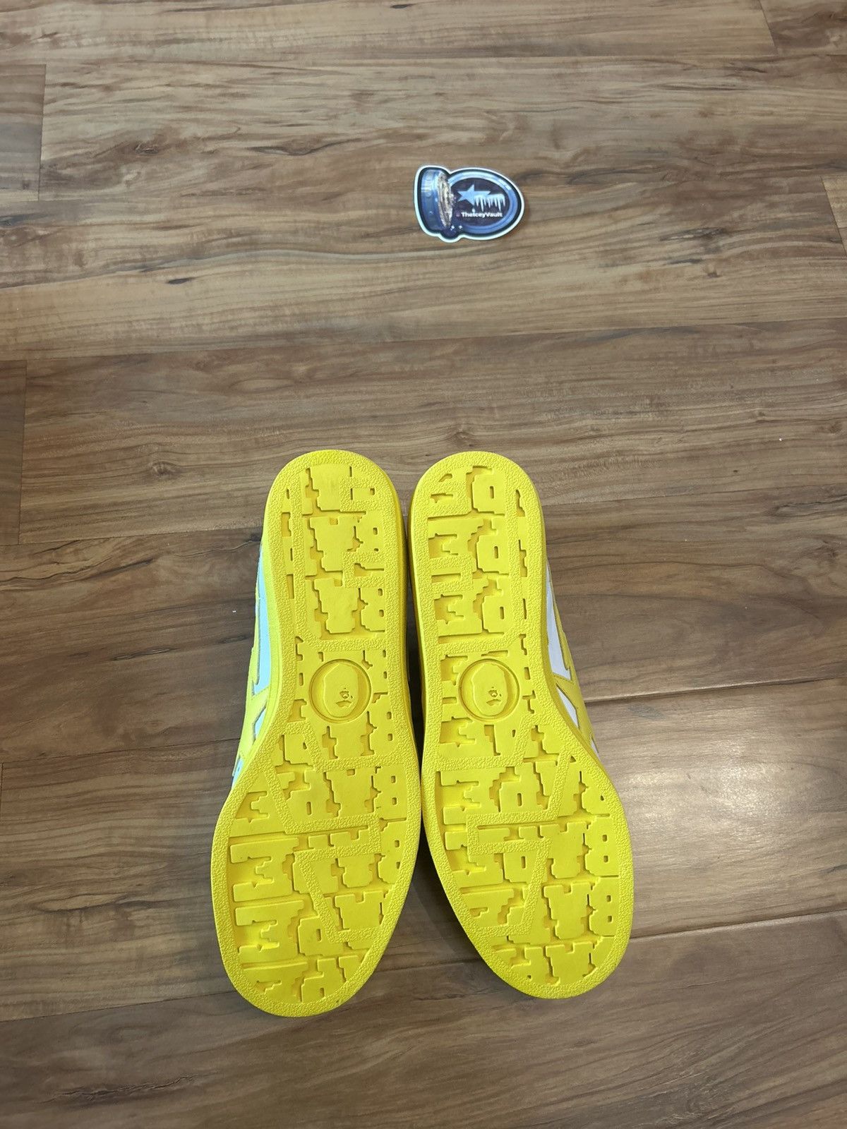 Bape DS Bape OG White and Yellow Skullstas Size US 8.5 / EU 41-42 - 12 Thumbnail