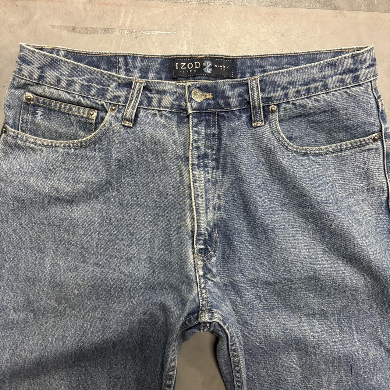 Vintage Crazy Vintage Y2K/2000s Super Baggy Streetwear Izod Medium Blue Wash Denim Jeans! Size US 34 / EU 50 - 4 Thumbnail