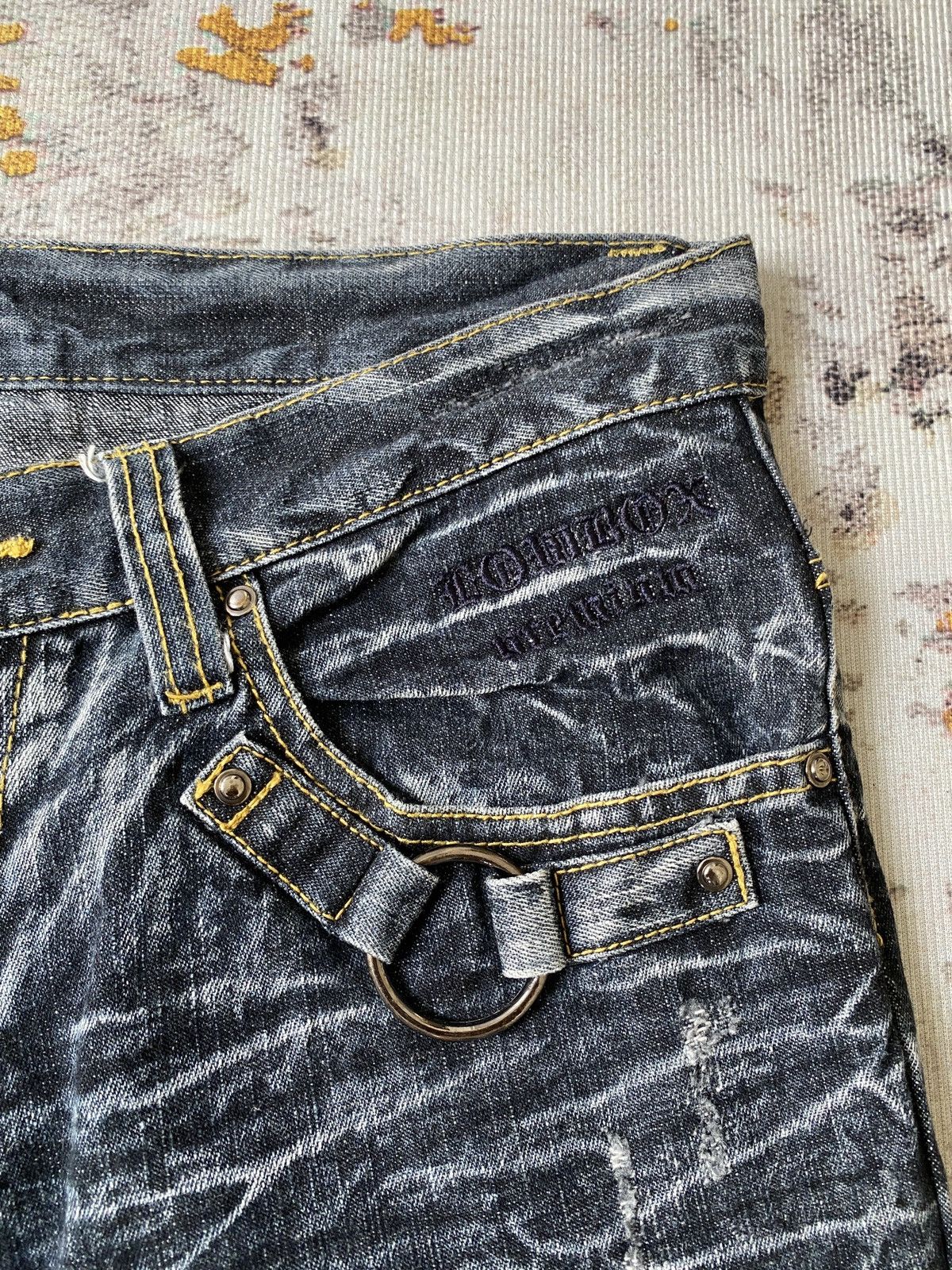 Japanese Brand Lowbox Premium Claws Mark Honey Comb Distressed Flare Denim Size US 32 / EU 48 - 13 Thumbnail