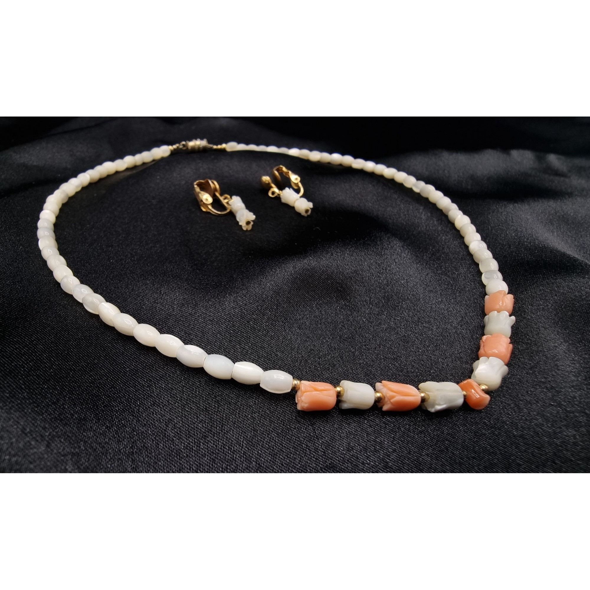 Vintage Vintage 1960s-70s Coral & Pearl Necklace And Clip-On Earring Size ONE SIZE - 3 Thumbnail