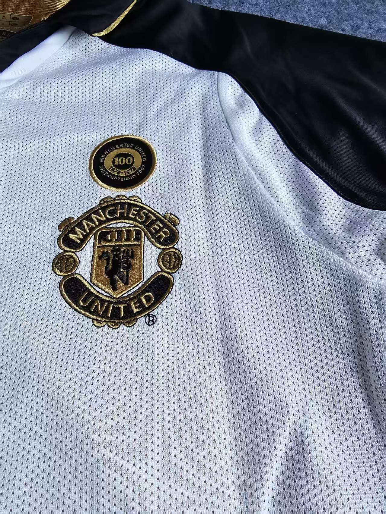 Other 2001 02 MUFC Jersey Double Side Size US M / EU 48-50 / 2 - 4 Thumbnail