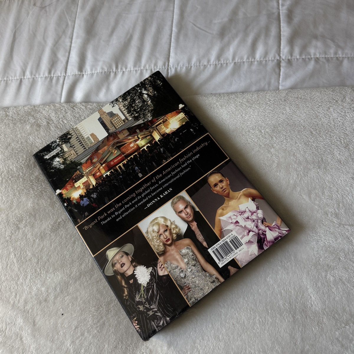 Other New York Fashion Week Book Size ONE SIZE - 2 Thumbnail