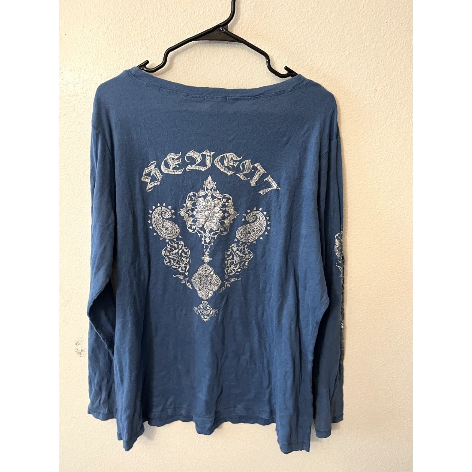 Vintage VINTAGE Seven7 Luxe Velvet Long Sleeve T-Shirt Women 18/20 Blue Fleur de Lis Beaded Accents Size XXL / US 16-18 / IT 52-54 - 2 Thumbnail