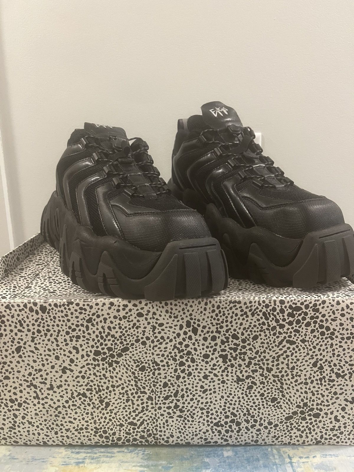 Eytys Eytys Halo Sneakers Black Size US 12 / EU 45 - 1 Thumbnail