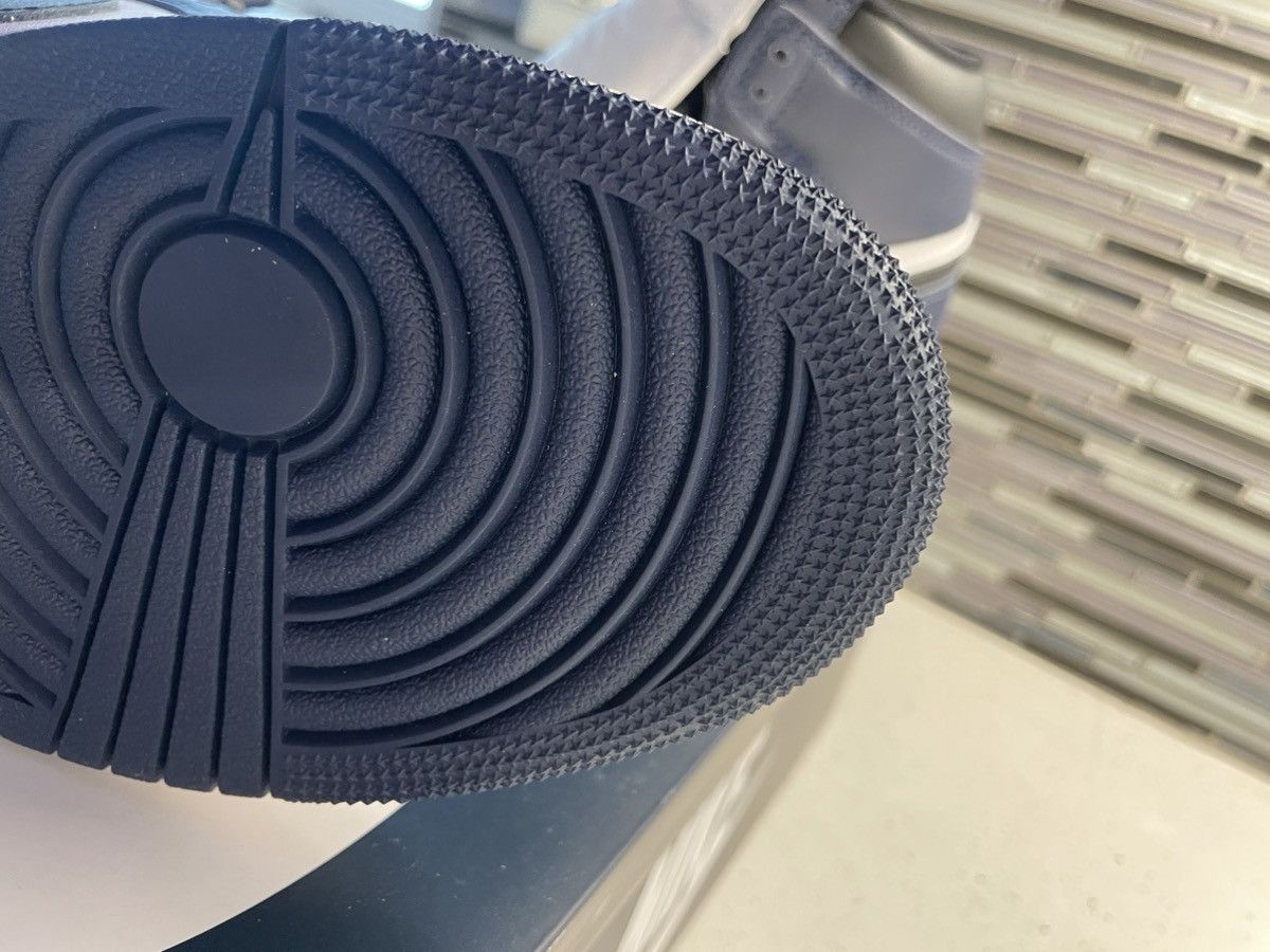 Nike Jordan 1 midnight navy Size US 6.5 / EU 39-40 - 7 Thumbnail