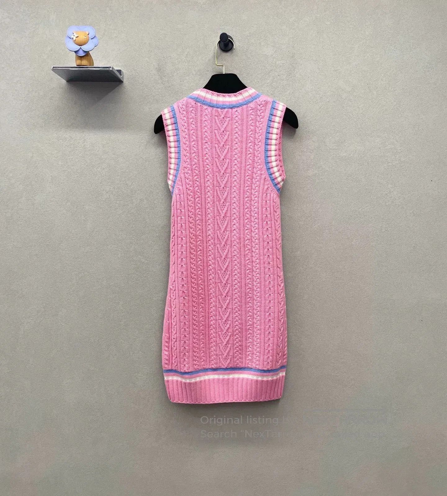 Chanel CHANEL Pink Striped Sleeveless Dress. Size US XS / EU 42 / 0 - 3 Thumbnail