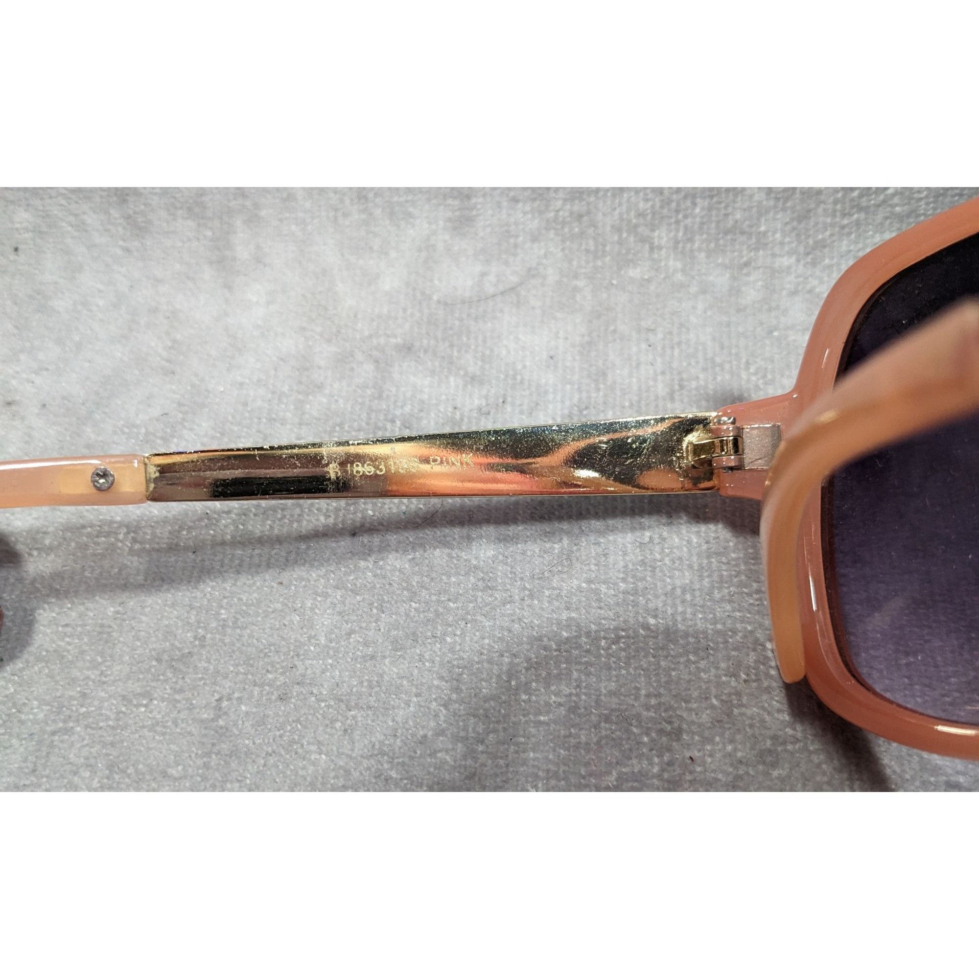 Betsey Johnson Betsey Johnson Fairycore Floral And Peach Sunglasses Size ONE SIZE - 8 Thumbnail