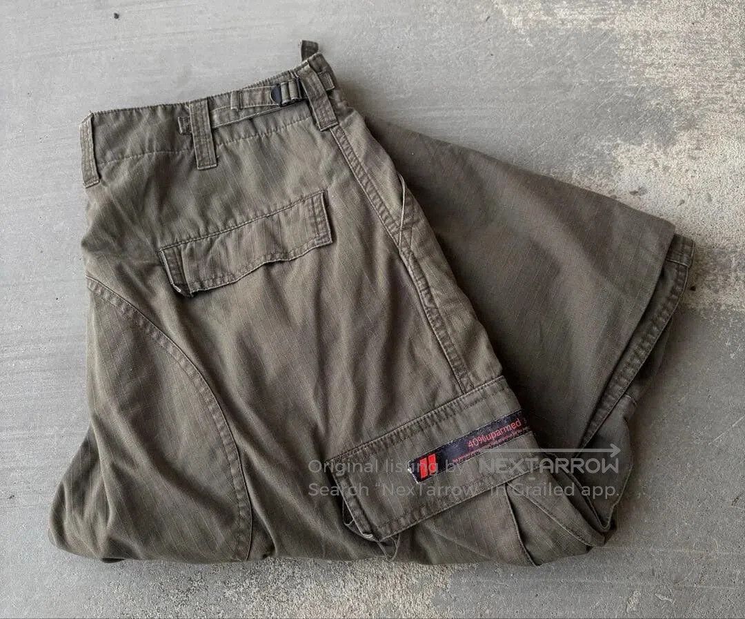 Wtaps wtaps cargo pants early edition size M. Size US 32 / EU 48 - 2 Thumbnail