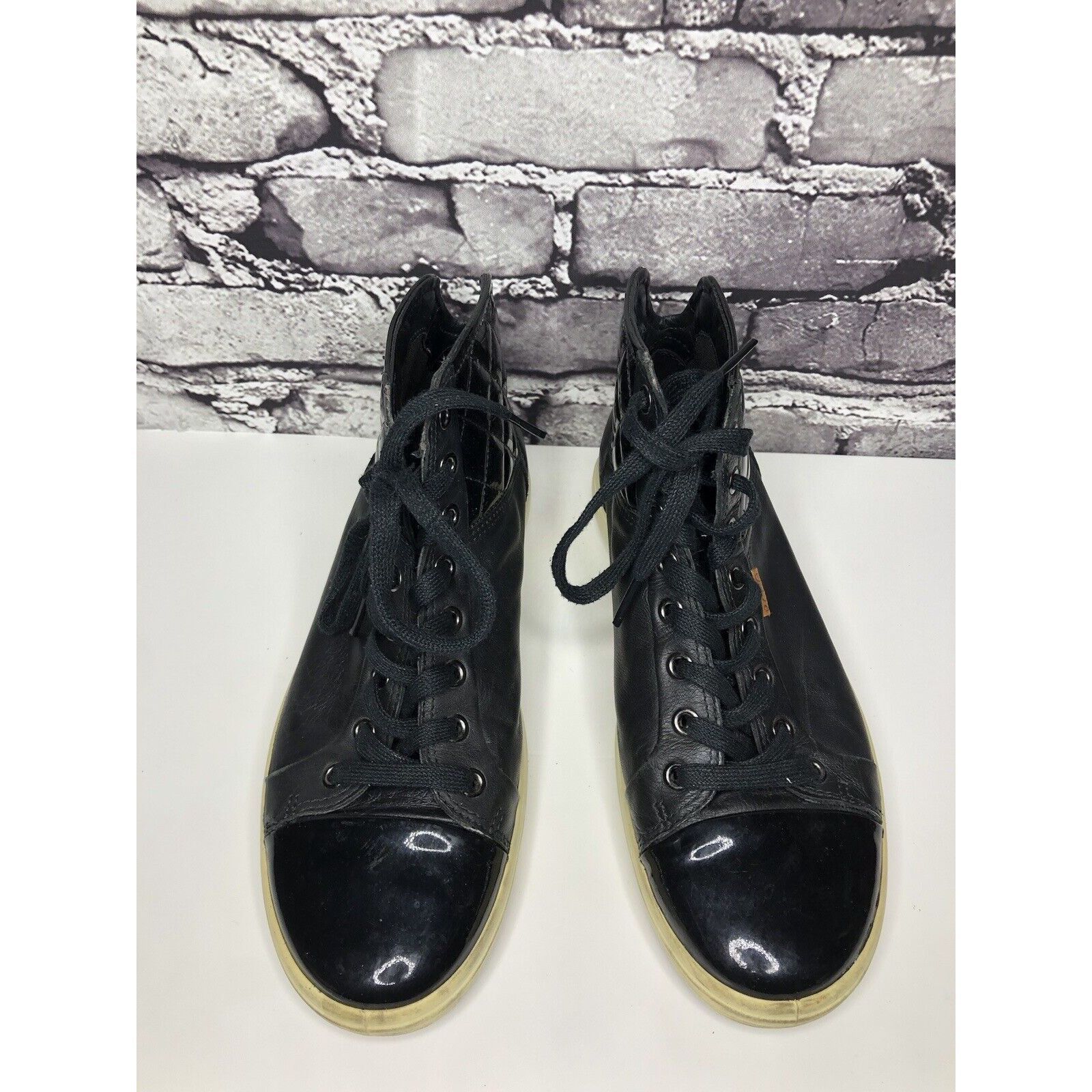 Ecco ECCO Soft 7 Black Leather Quilted Comfort Casual Sneakers Sh Size US 7.5 / IT 37.5 - 2 Thumbnail
