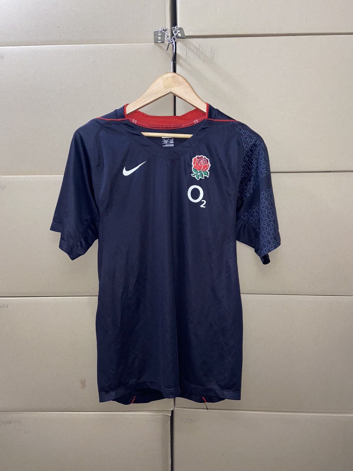 Canterbury of New Zealand × Vintage Vintage England O2 Canterbury Rugby Soccer Jersey Y2K UK Size US S / EU 44-46 / 1 - 1 Thumbnail