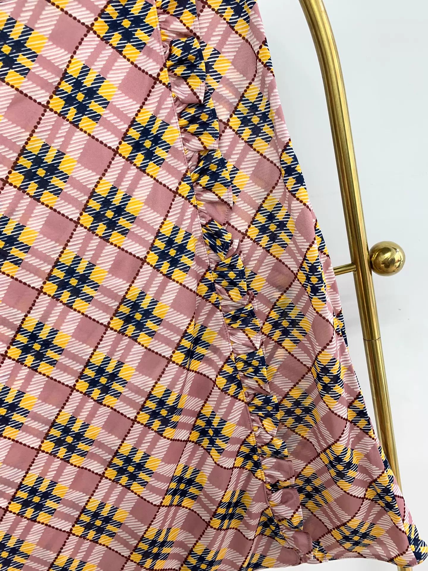 Miu Miu MIU MIU Women's Checked Skirt 38 Near New Size 26" / US 2 / IT 38 - 2 Thumbnail