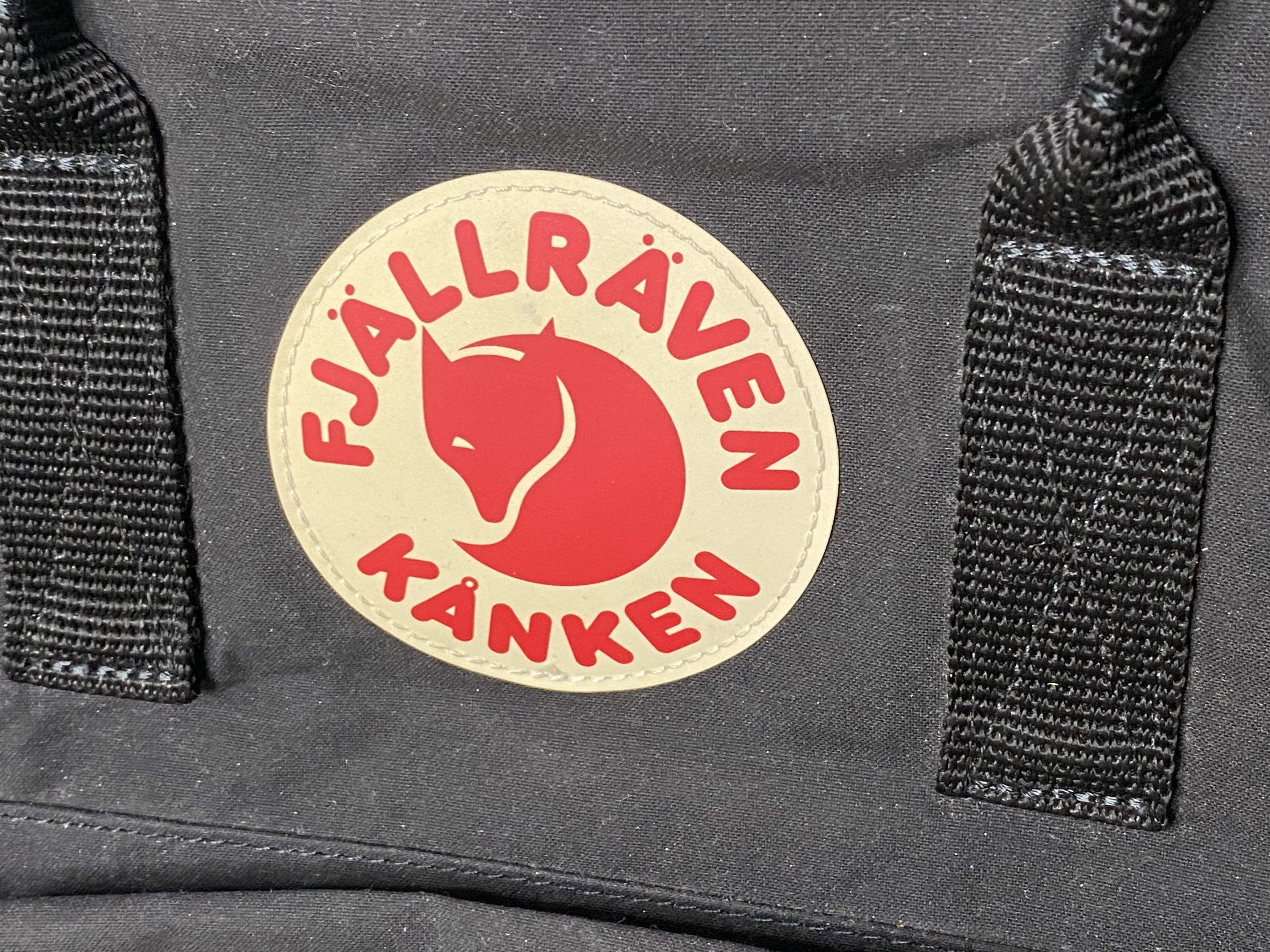 Fjallraven FJALLRAVEN KANKEN BLACK BACKPACK CLASSIC STYLE 23510 Size ONE SIZE - 4 Thumbnail