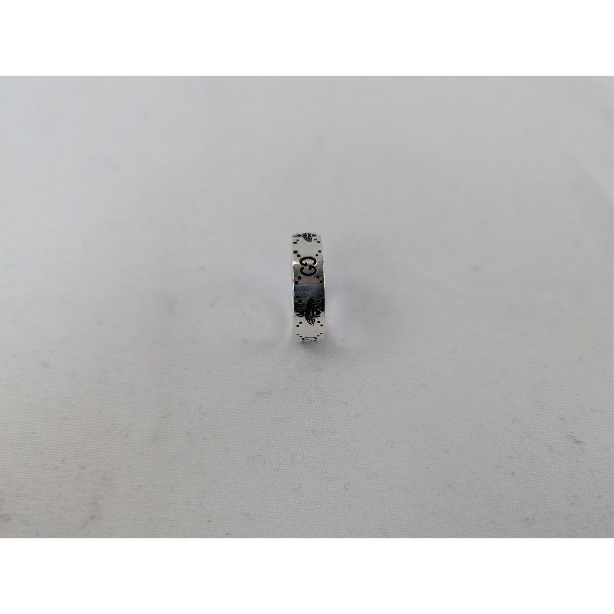Gucci o1rshd1 Size: 17 / Bee Engraved Ring in Silver Size ONE SIZE - 4 Thumbnail