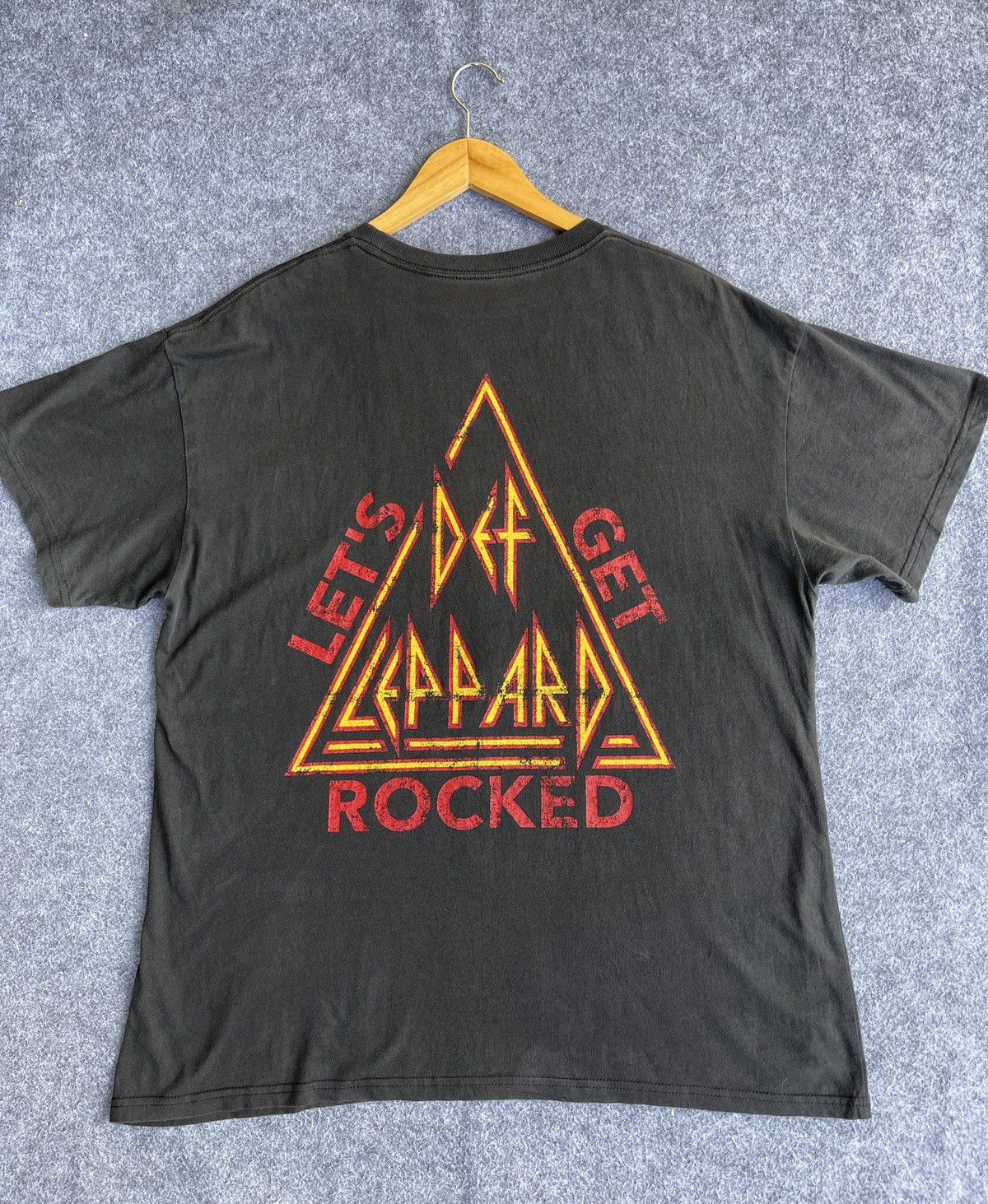 Band Tees Last Drop🔥Rare🔥Vintage Def Leppard Adrenalize Tour T Shirt Size US L / EU 52-54 / 3 - 6 Thumbnail
