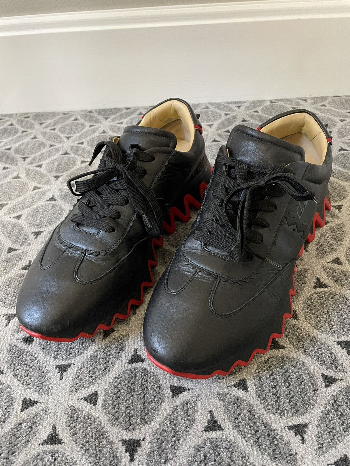 Christian Louboutin Loubishark Sneakers Calf Leather Worn Once Mens CL Paris Size US 9.5 / EU 42-43 - 12 Thumbnail