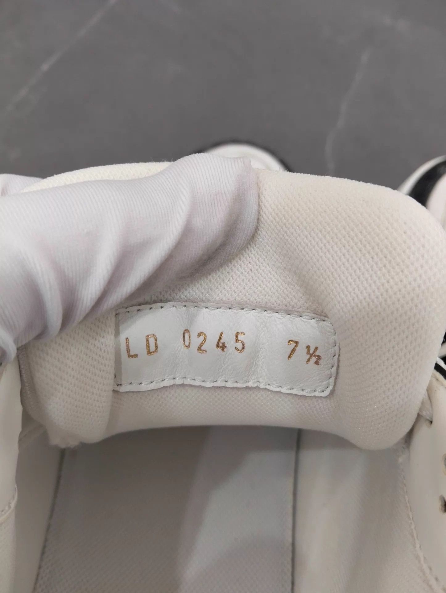 Louis Vuitton Louis Vuitton Trainer Panda Men's 41.5 Size US 8.5 / EU 41-42 - 8 Thumbnail