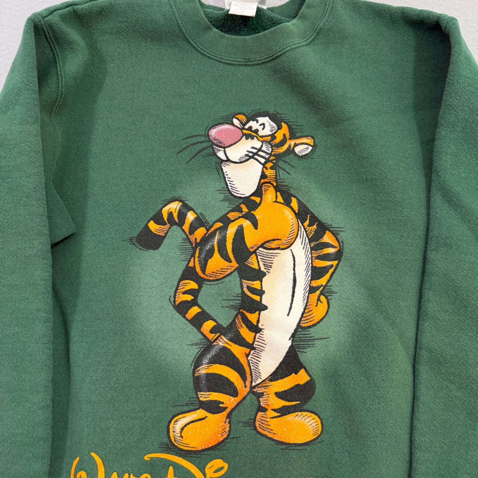 Vintage Vintage Winnie The Pooh Tigger Sweatshirt Size Small Green Size US S / EU 44-46 / 1 - 3 Thumbnail