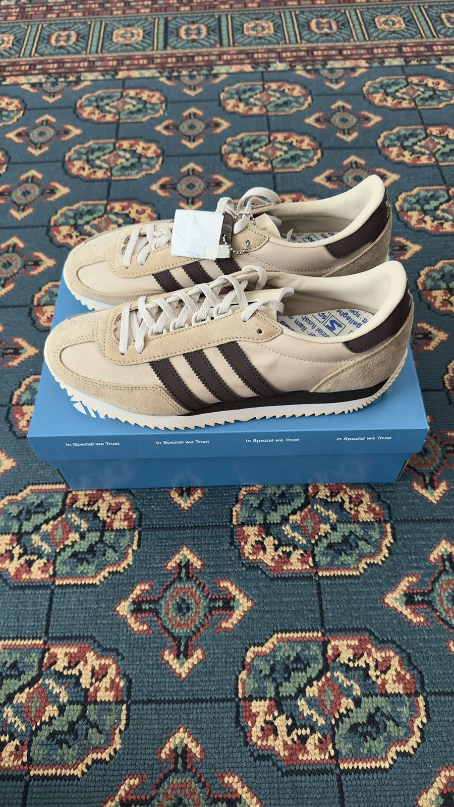 Adidas LG ACHILLE SPZL Size US 8.5 / EU 41-42 - 2 Thumbnail
