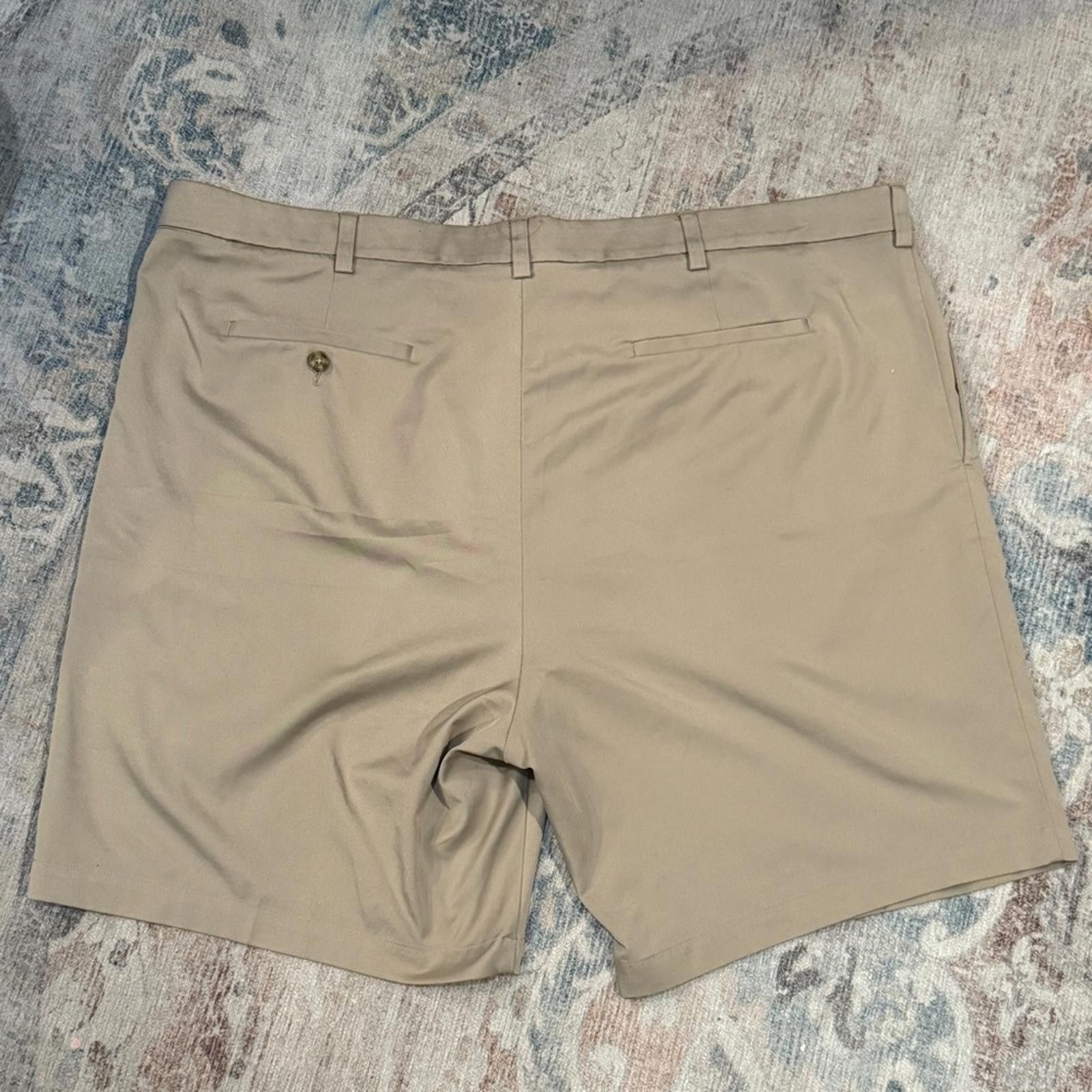 Roundtree & Yorke Roundtree & Yorke performance chino shorts – Men's size 46B Size US 44 / EU 60 - 2 Thumbnail