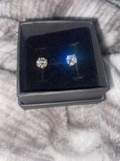Other 0.5 Carat D Color Moissanite Earrings Size ONE SIZE - 1 Thumbnail
