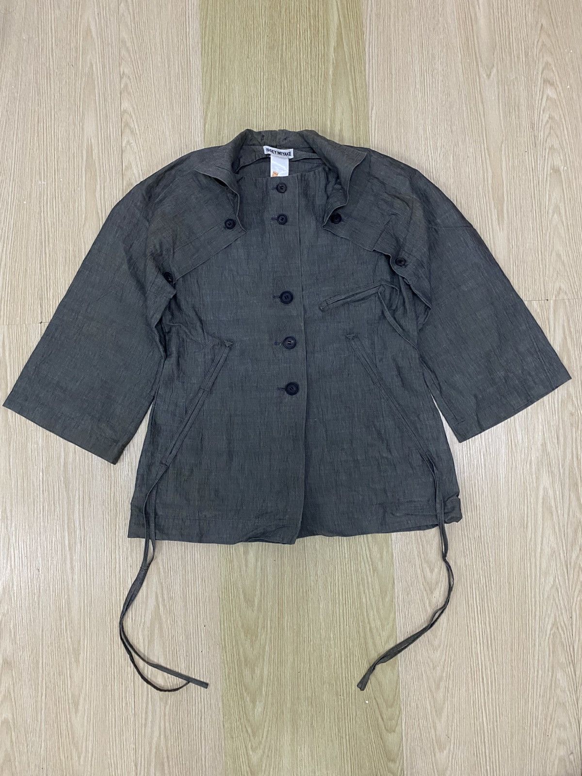 Issey Miyake Issey Miyaki string pocket jacket Size S / US 4 / IT 40 - 1 Thumbnail