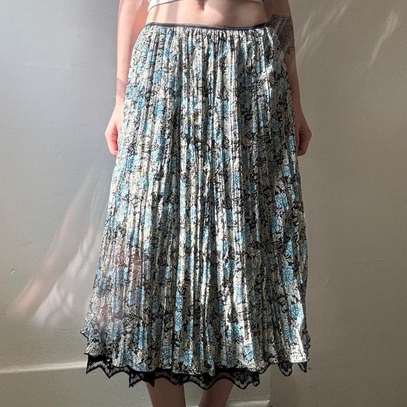 Worthington Vintage Worthington Blue Floral Midi Skirt Medium Y2K Fairy Size 24" / US 00 / IT 34 - 2 Thumbnail
